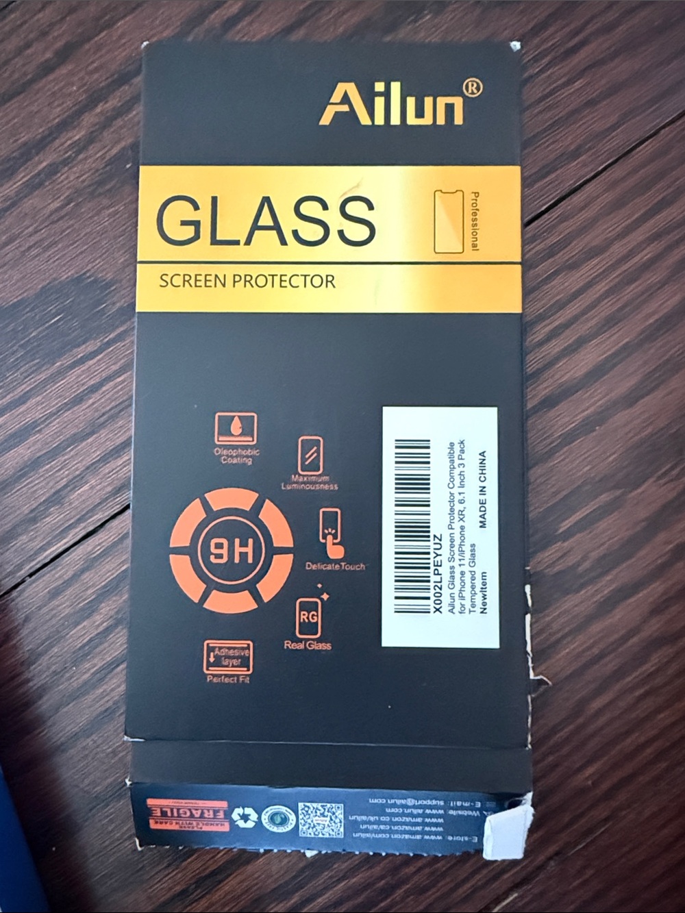2 pack Ailun Glass Screen Protector Pack - Black and Gold Accents